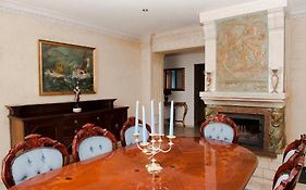 Columba Livia Guesthouse
